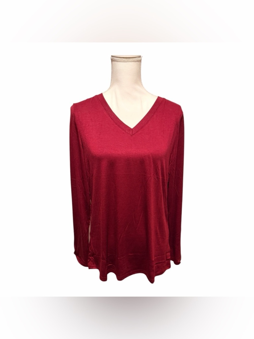 Women's V-Neck Long Sleeve Top - Wine Size Medium